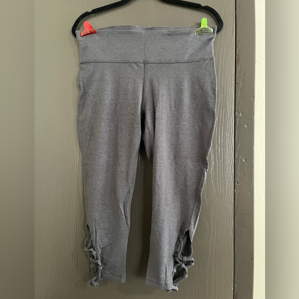 Xersion capri leggings